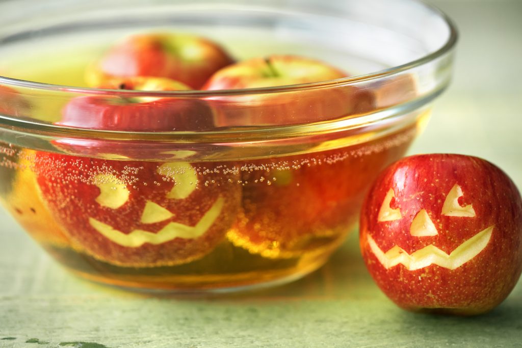healthy Halloween treats-HelloFresh-carved-apples