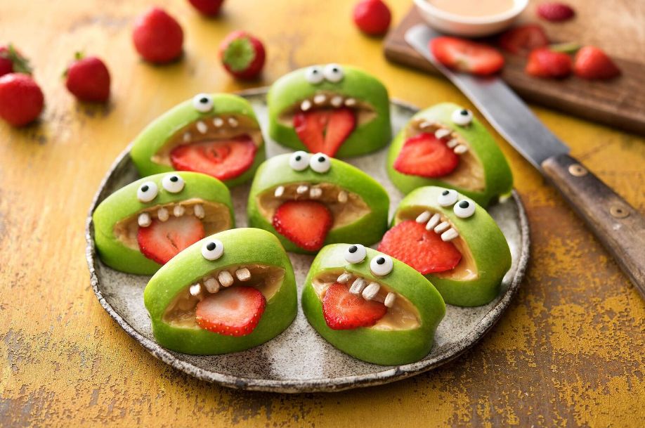 healthy Halloween treats-HelloFresh-apple-monsters