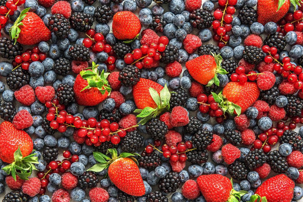 freezing berries to preserve summer produce